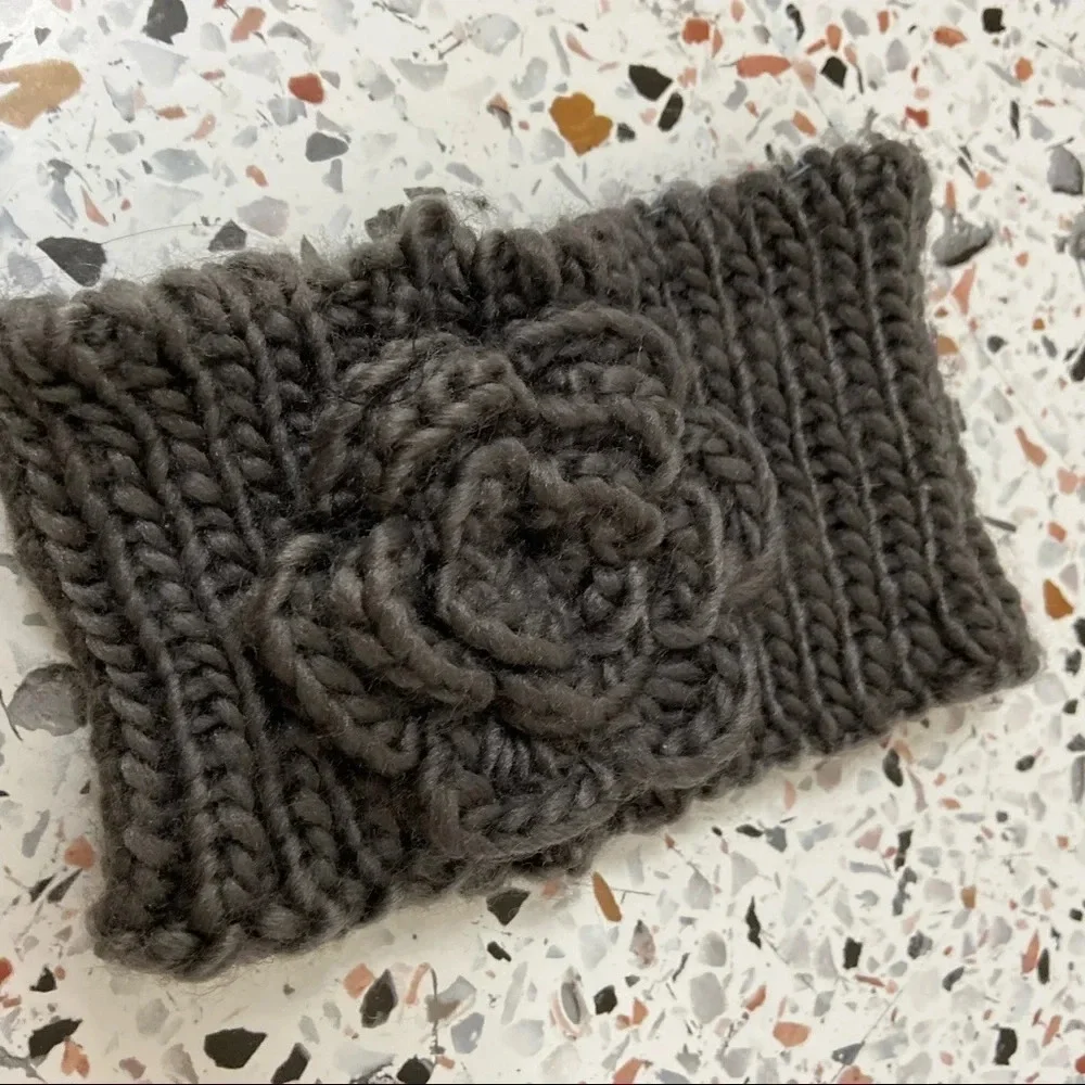 Handmade Knit Floral Headband Gray Winter Ear Warmer Academic Cozy Flower NEW